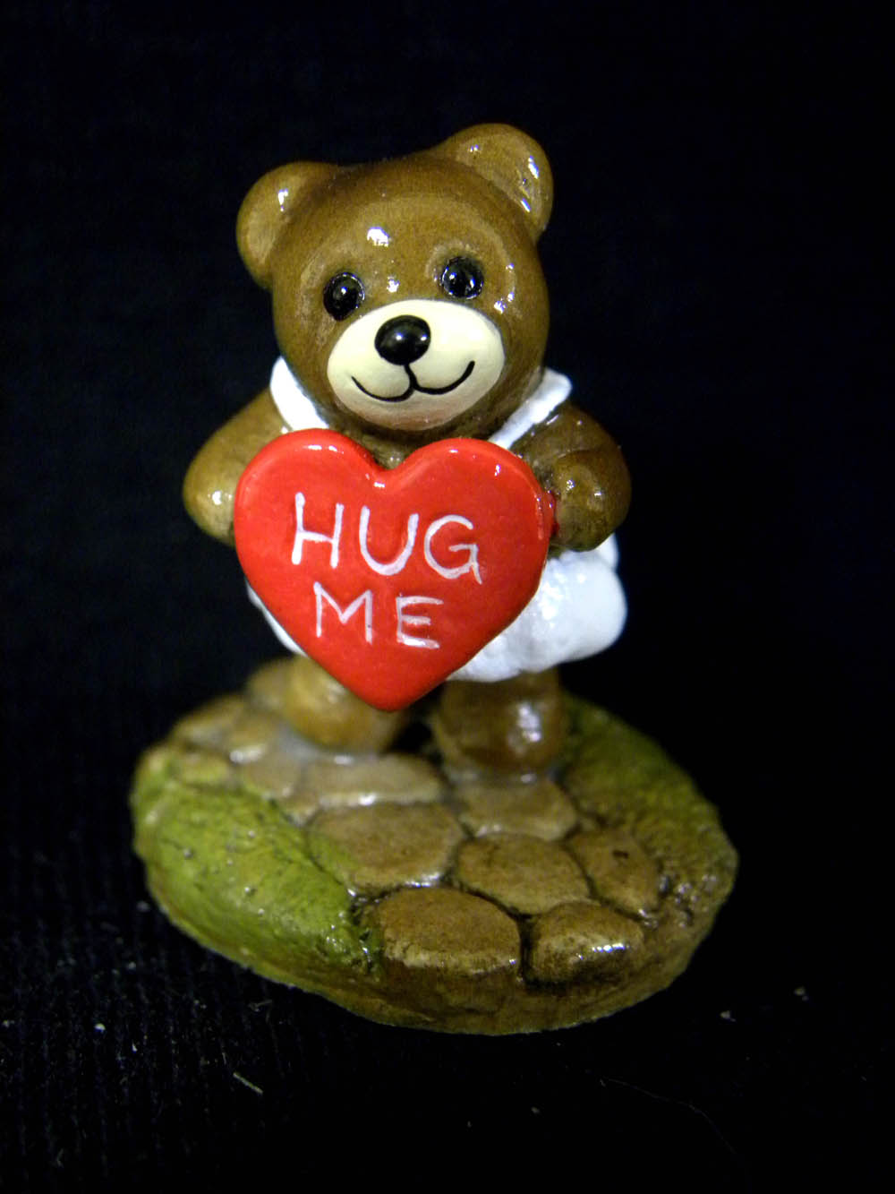 hug me teddy bear